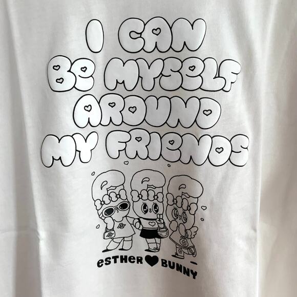GU (Uniqlo) x Esther Bunny I Can Be Myself Around My Friends Graphic T-shirt - Picture 5 of 8